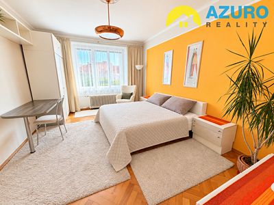 Pronájem bytu 1+1 57 m²