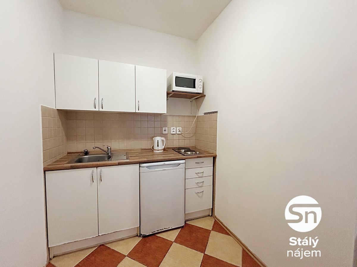 Pronájem bytu 1+kk 31 m² – fotografie 2