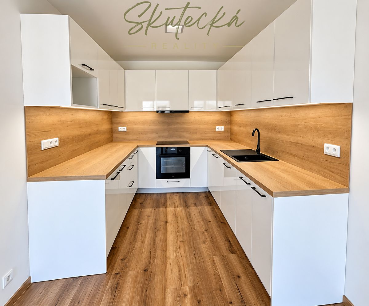 Pronájem bytu 3+kk 67 m² – fotografie 3