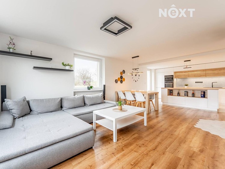 Будинок на продаж, 223 м² (2 з 32)