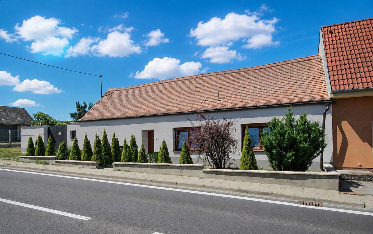 Prodej rodinného domu 134 m², pozemek 650 m², Znojmo – fotka 1 z 3