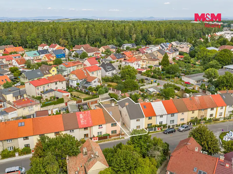 Prodej rodinného domu 144 m², pozemek 355 m², Kladno – náhled fotky 3