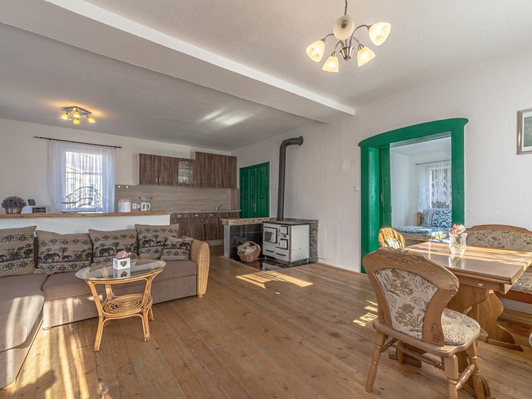Prodej domu, 310 m² (2 z 21)
