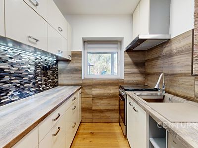 Prodej rodinného domu 180 m², pozemek 385 m²