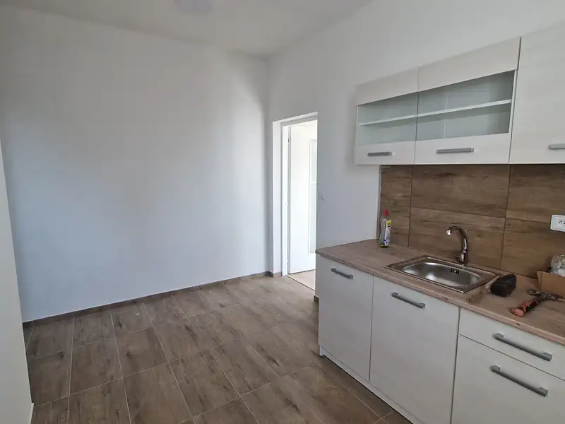 Pronájem bytu 2+kk 40 m², Olomouc – náhled fotky 2