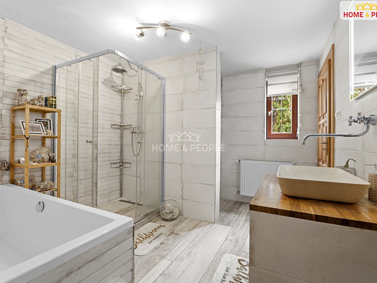 Prodej domu, 258 m² (37 z 58)