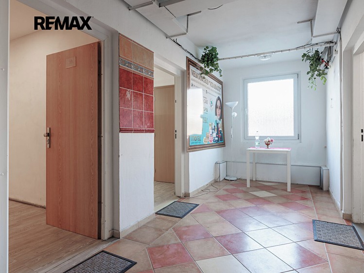 Gewerbefläche zum Kauf, 72 m² (18 von 24)