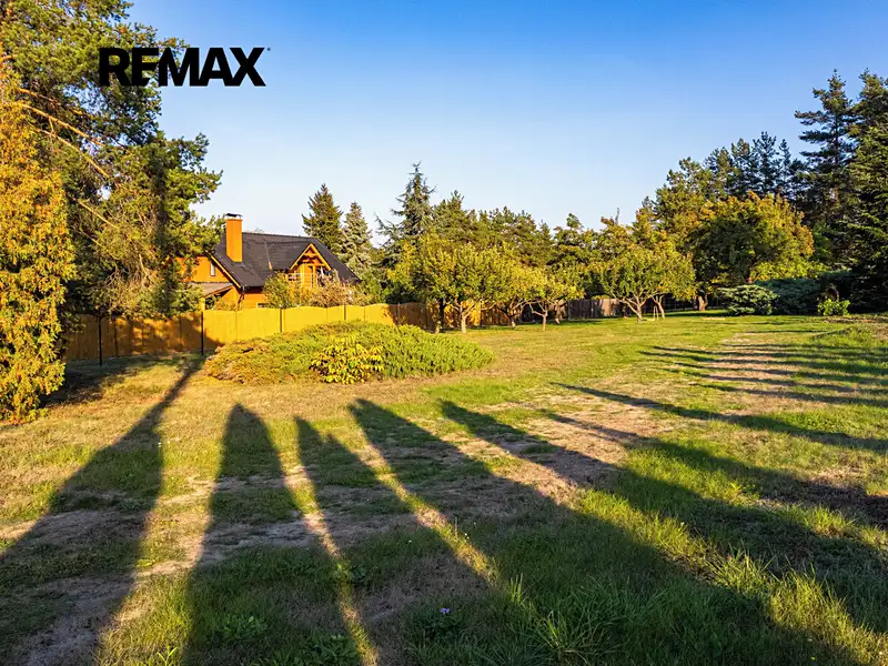 Prodej stavebního pozemku 1982 m², Mníšek pod Brdy – náhled fotky 2