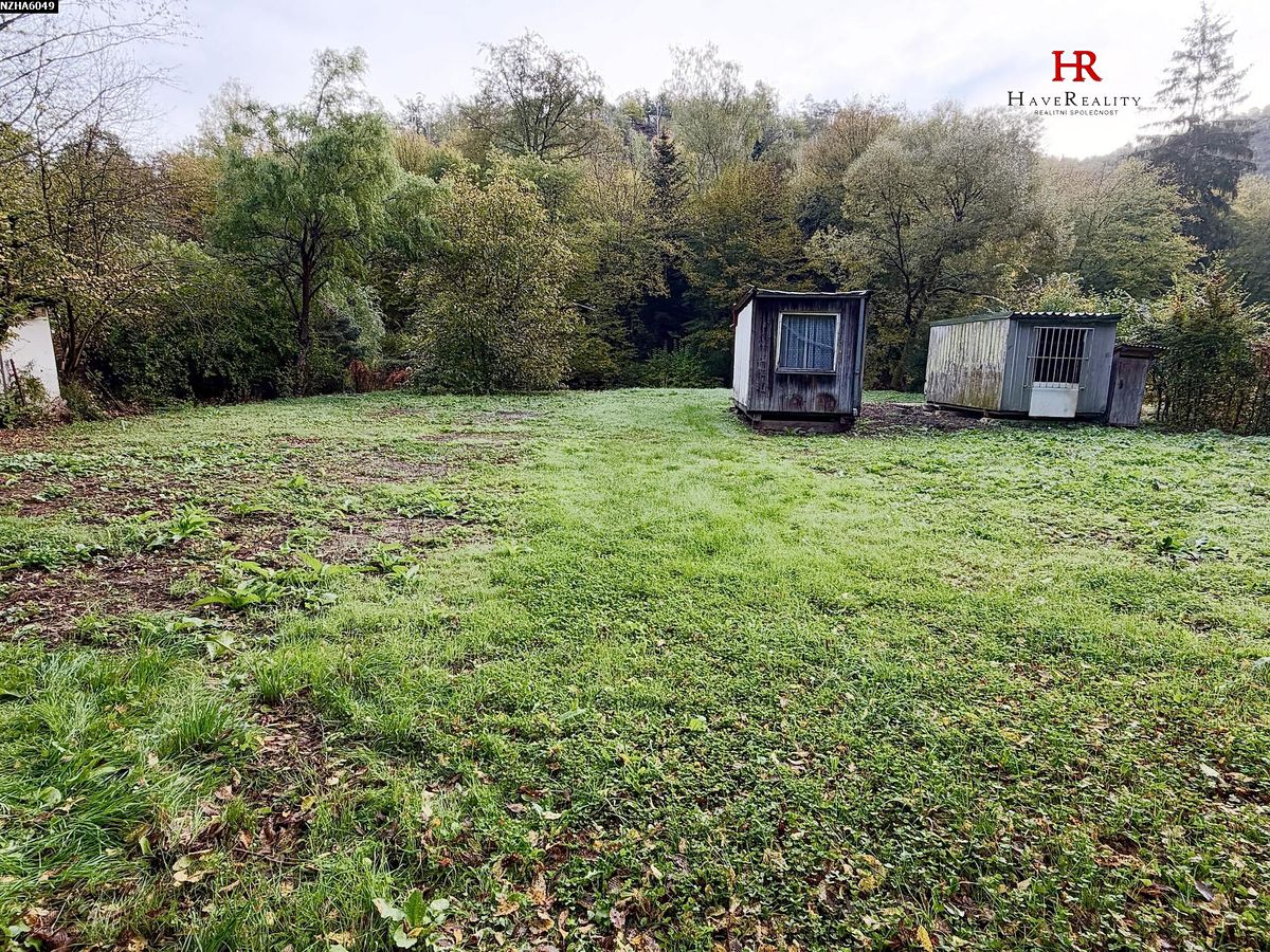 Prodej stavebního pozemku 1087 m² – fotografie 4