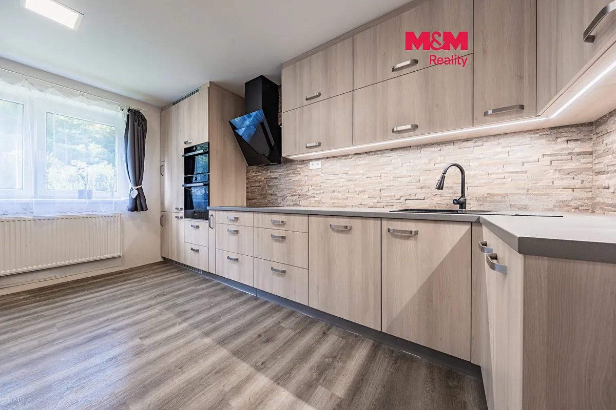 Prodej rodinného domu 131 m², pozemek 1031 m²