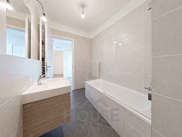 Квартира 2+kk на продаж, 54 м² (14 з 24)