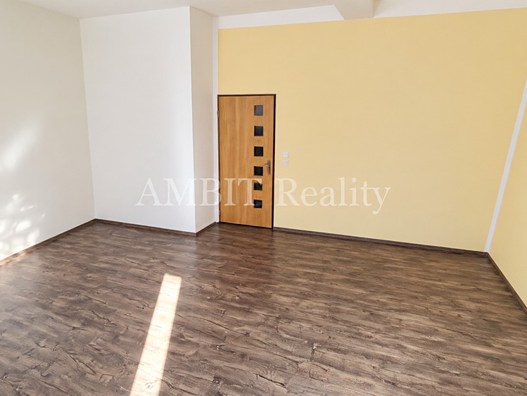 Комерційне приміщення в оренду, 80 м² (10 з 24)