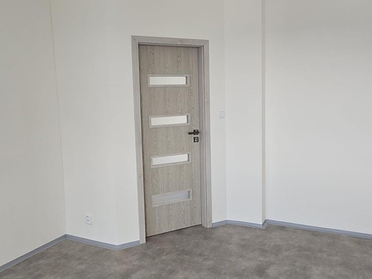 Квартира 3+1 в оренду, 53 м² (16 з 19)