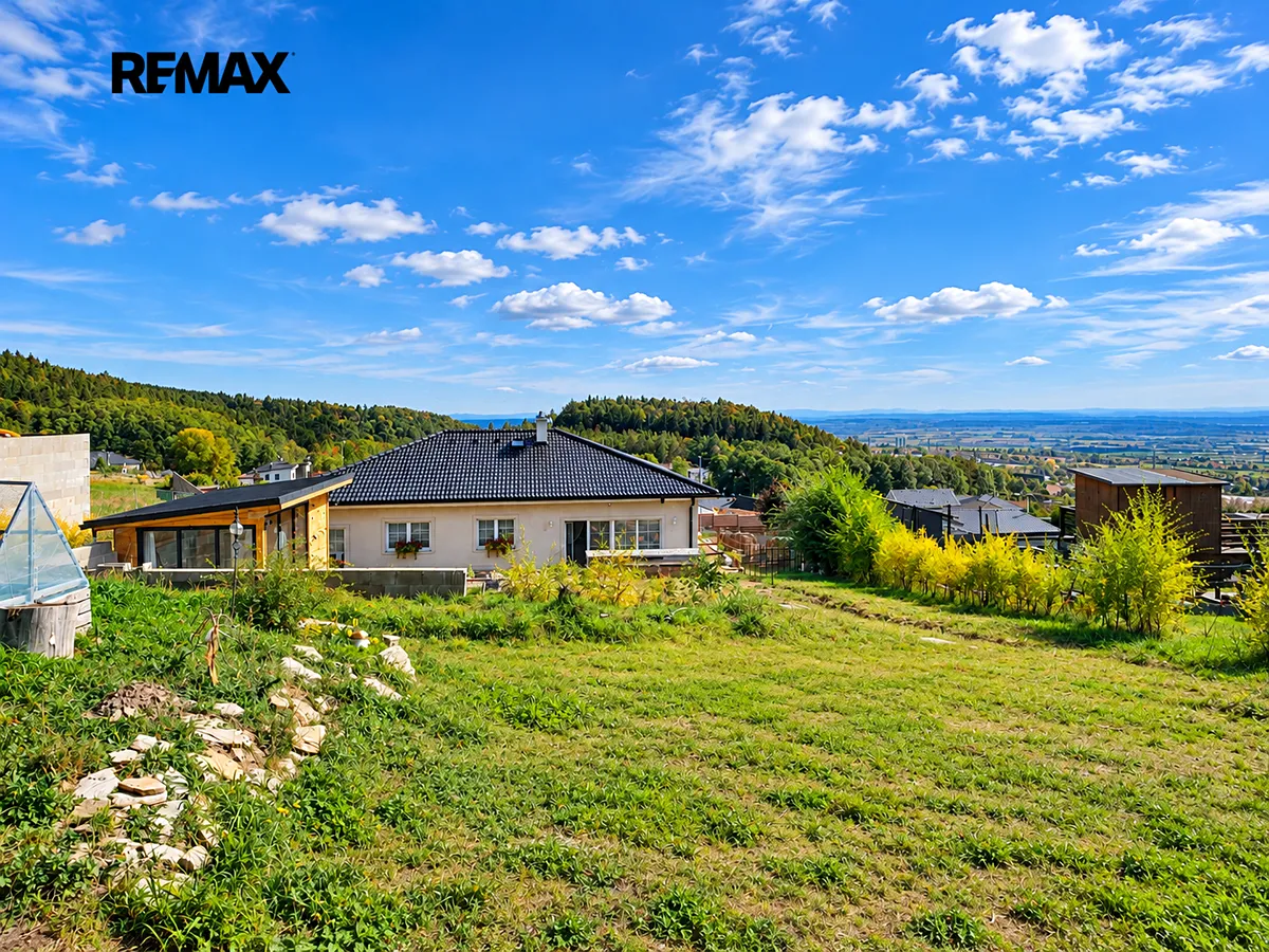 Prodej rodinného domu 161 m², pozemek 1570 m²