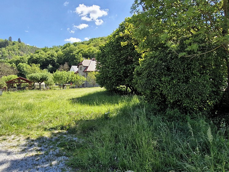 Prodej pozemku, 1 394 m² (1 z 15)