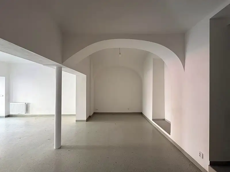 Pronájem obchodního prostoru 191 m², Praha – náhled fotky 2