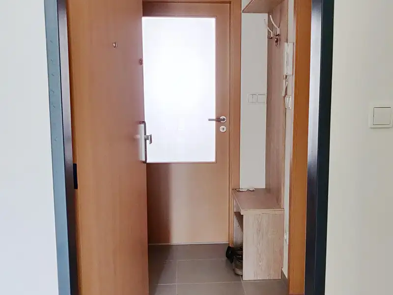 Pronájem bytu 1+kk 32 m², Uherské Hradiště – náhled fotky 3