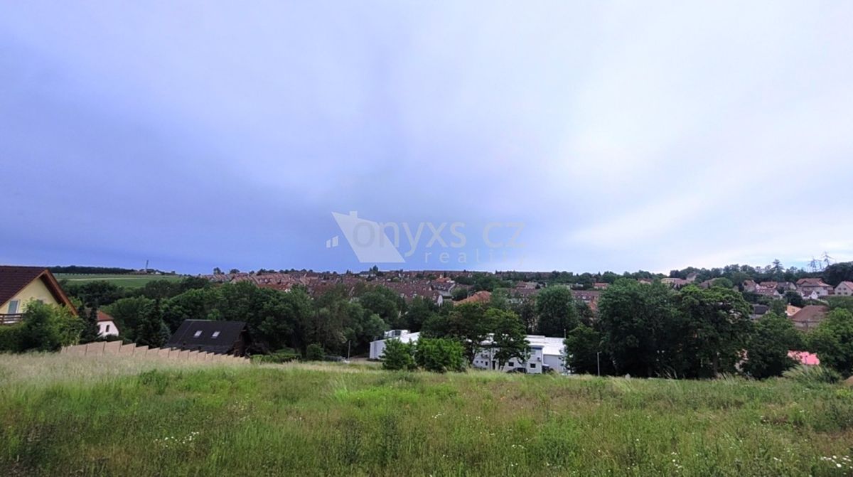 Prodej stavebního pozemku 967 m²