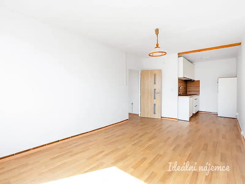 Pronájem bytu 2+kk 42 m², Praha – náhled fotky 3