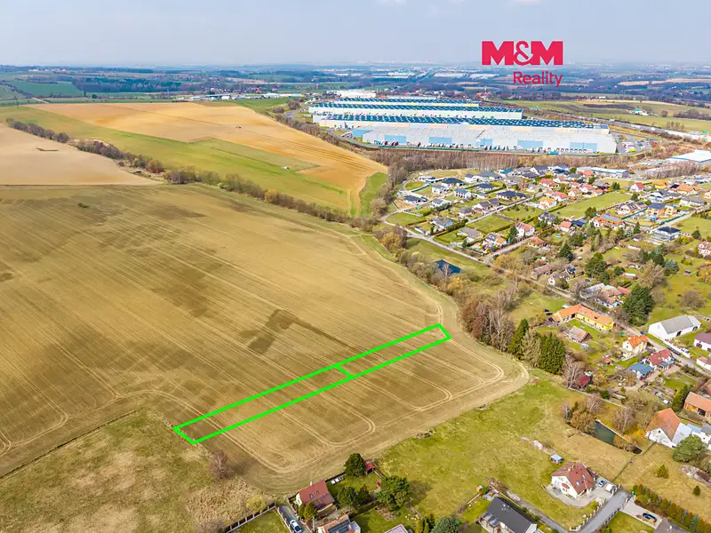 Prodej pole 2167 m², Kunice – náhled fotky 1