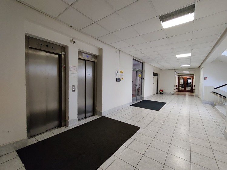 Комерційне приміщення в оренду, 17 м² (6 з 14)