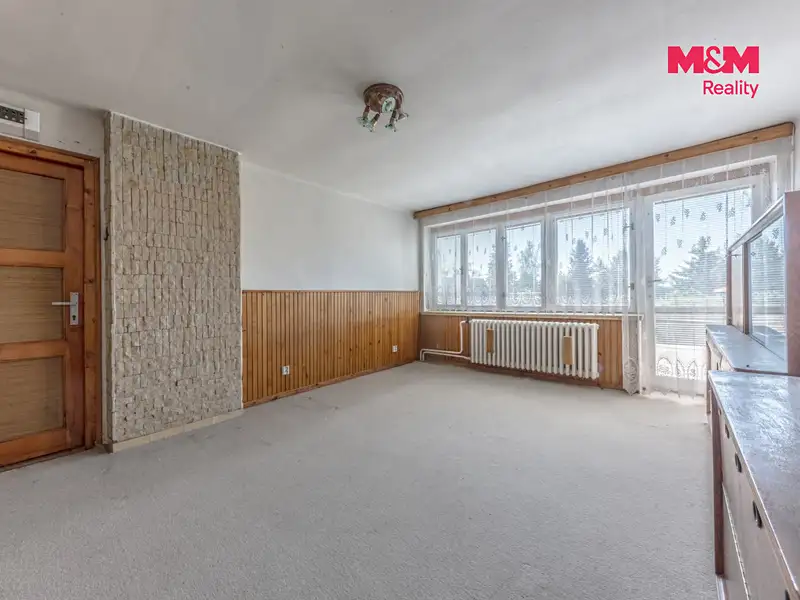 Prodej rodinného domu 210 m², pozemek 725 m², Sadská – náhled fotky 3
