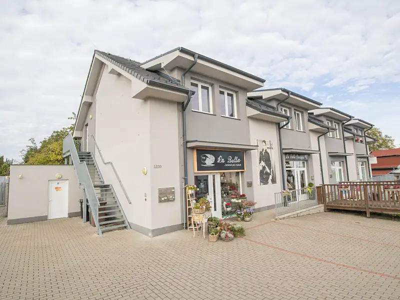 Pronájem bytu 2+kk 55 m², Kostelec nad Černými lesy – náhled fotky 3