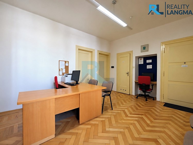 Pronájem komerčního prostoru, 120 m² (3 z 22)