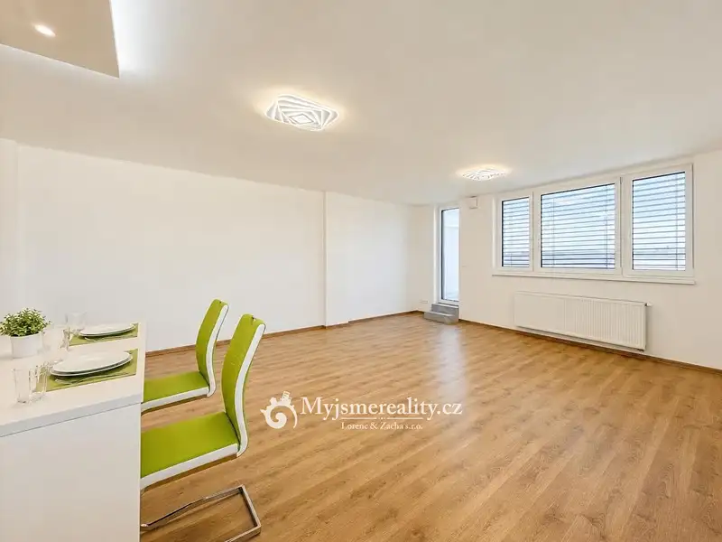 Pronájem bytu 3+kk 115 m², Znojmo – náhled fotky 3