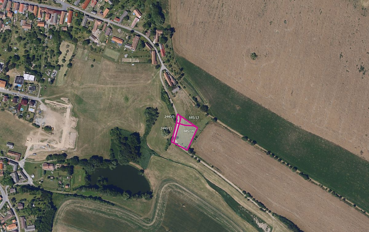 Prodej pole 9777 m², Uhelná Příbram – fotka 1 z 3