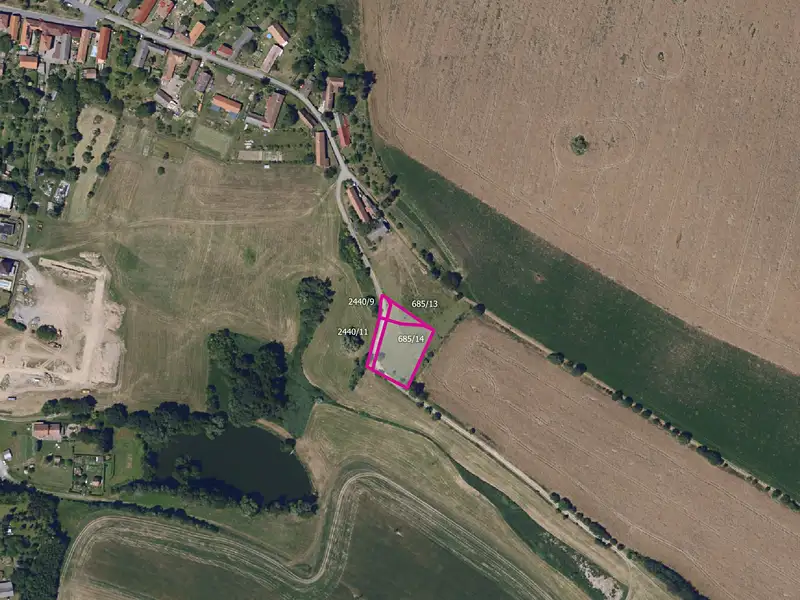 Prodej pole 9777 m², Uhelná Příbram – náhled fotky 1