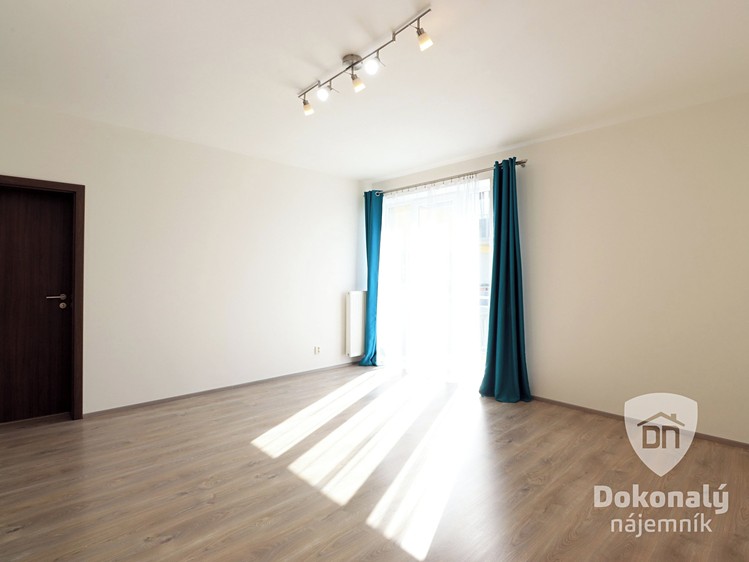 Pronájem bytu 2+kk, 47 m² (10 z 26)