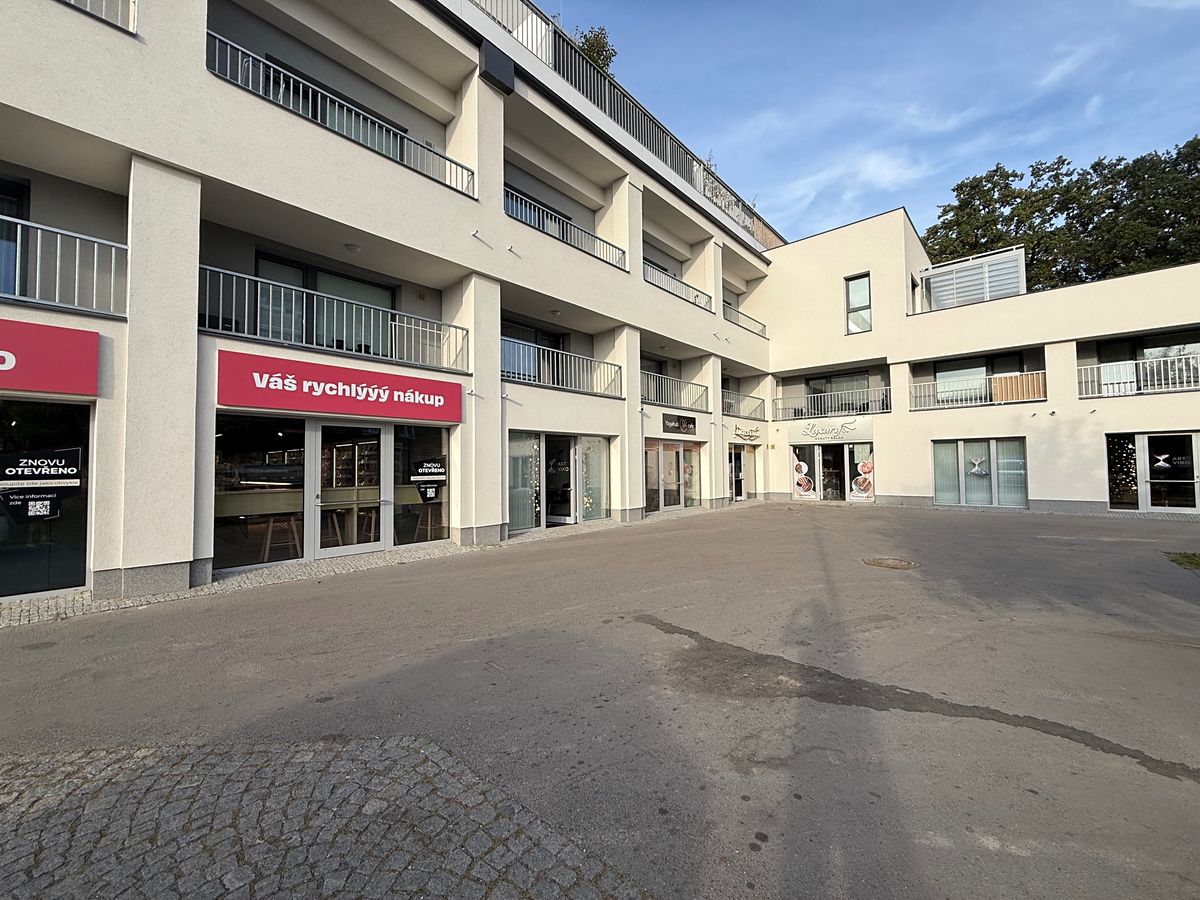 Pronájem obchodního prostoru 70 m² – fotografie 2