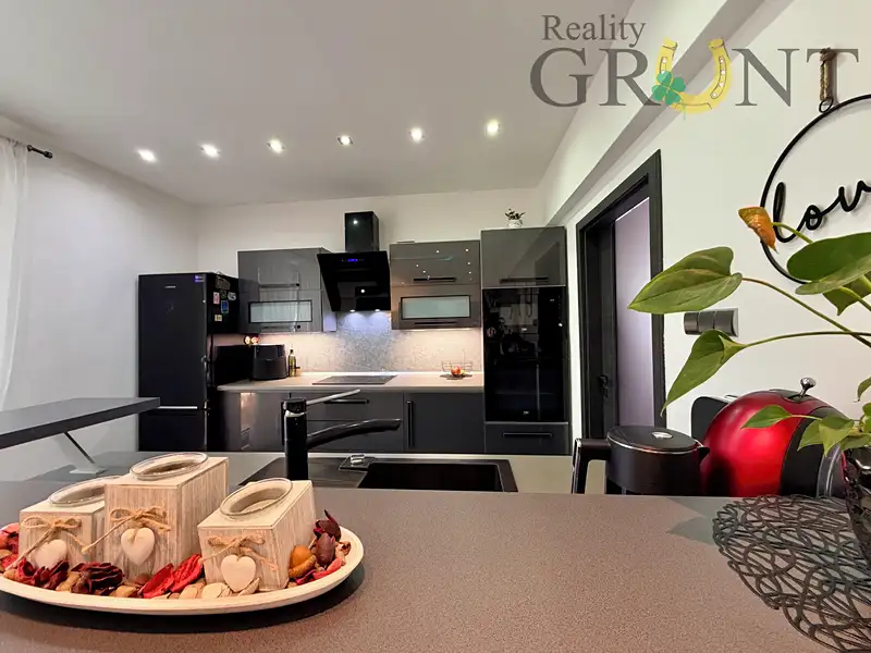 Prodej bytu 3+kk, 73 m², Karviná