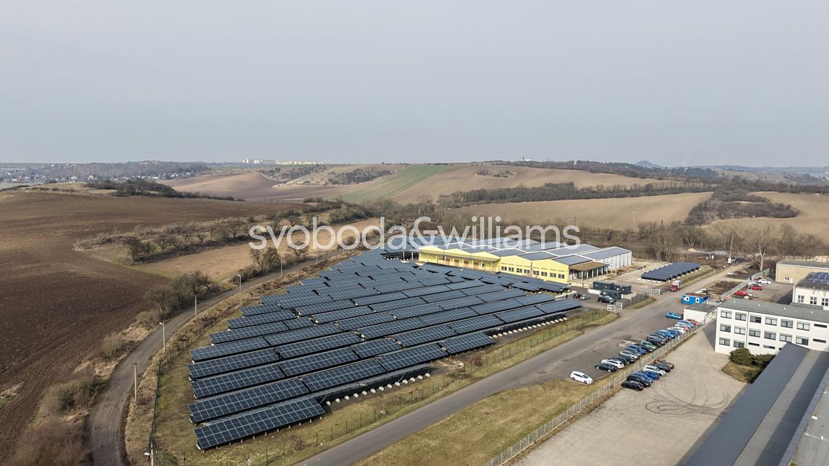 Pronájem výrobní haly, prostoru 5000 m², Korozluky – fotka 1 z 3