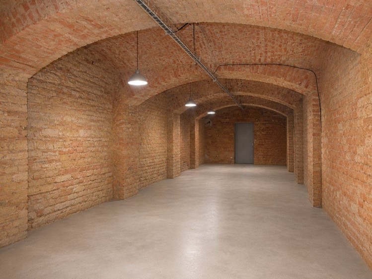 Комерційне приміщення на продаж, 224 м² (9 з 13)