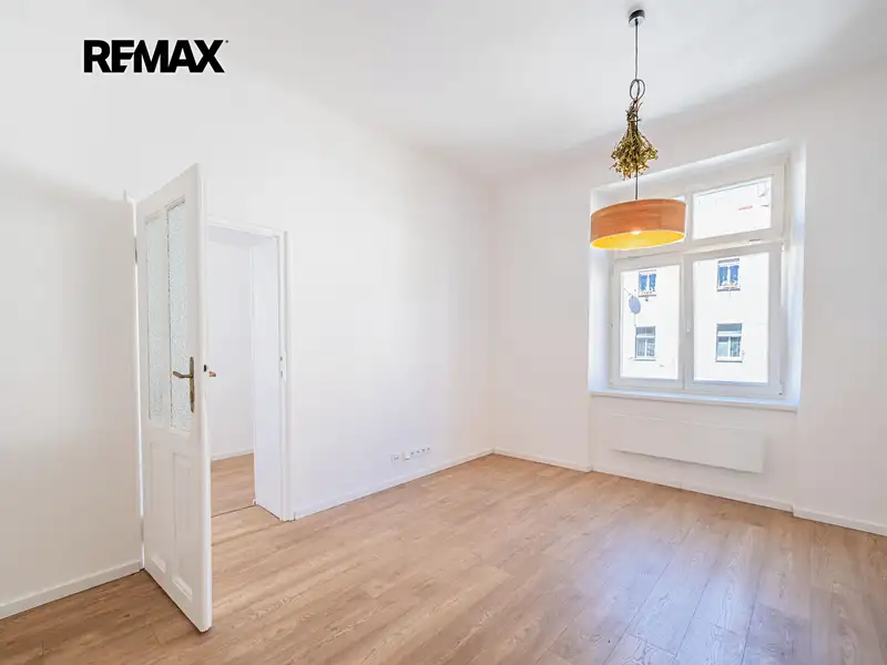 Prodej bytu 3+kk 83 m², Praha – náhled fotky 1