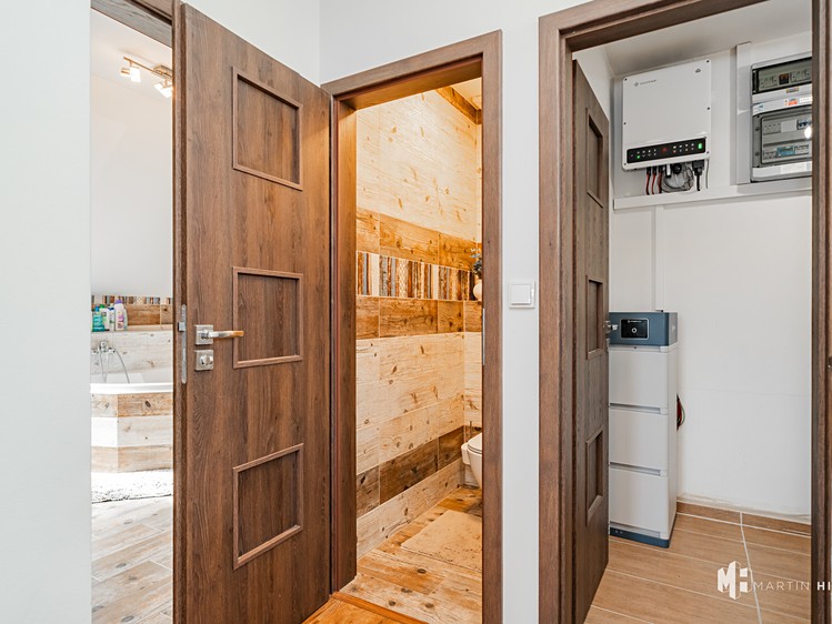 Prodej domu, 153 m² (27 z 48)