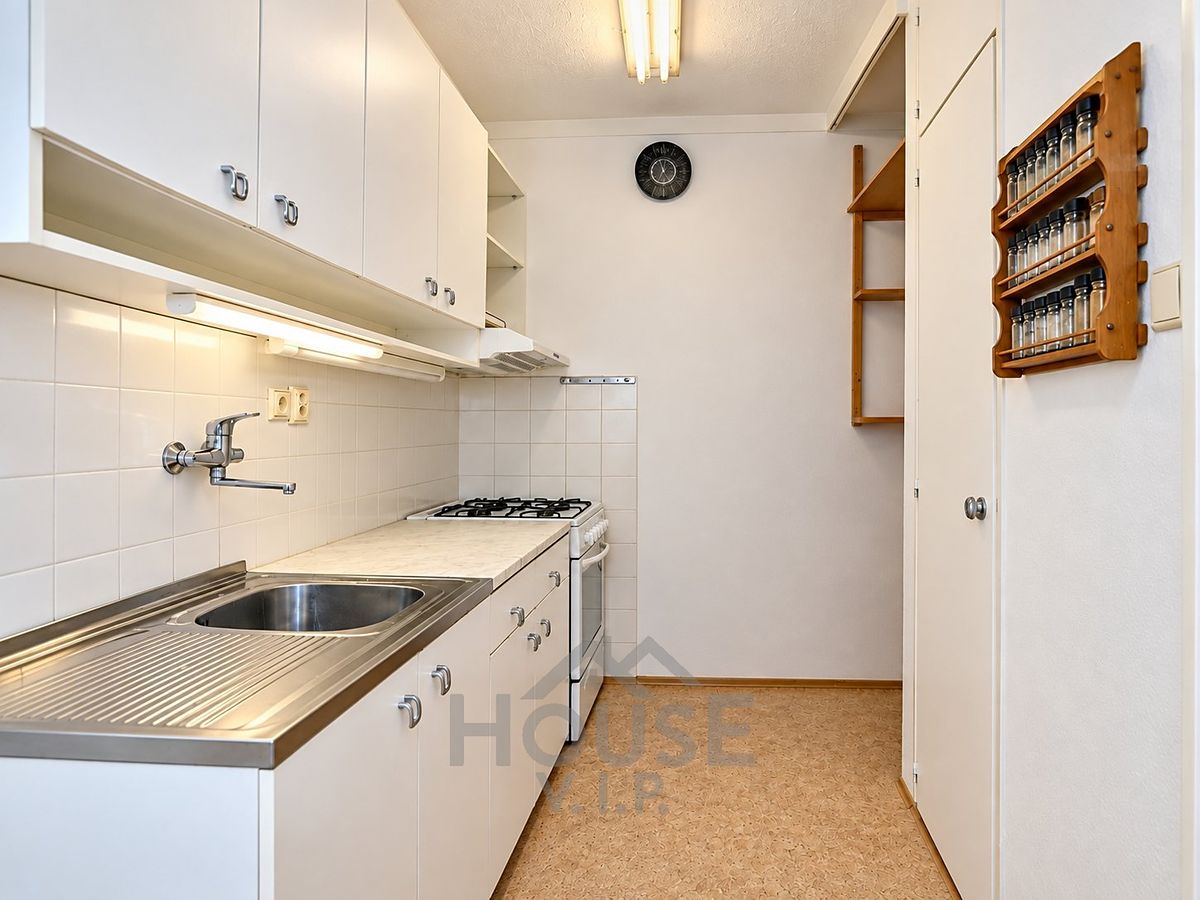 Prodej bytu 2+kk 44 m², Praha – fotka 1 z 3