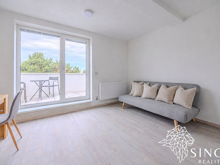 Pronájem bytu 2+kk, 42 m² (4 z 20)