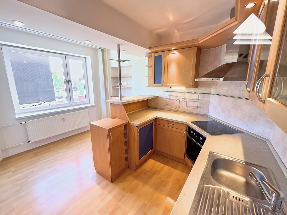 Pronájem bytu 2+1 68 m² – fotografie 4