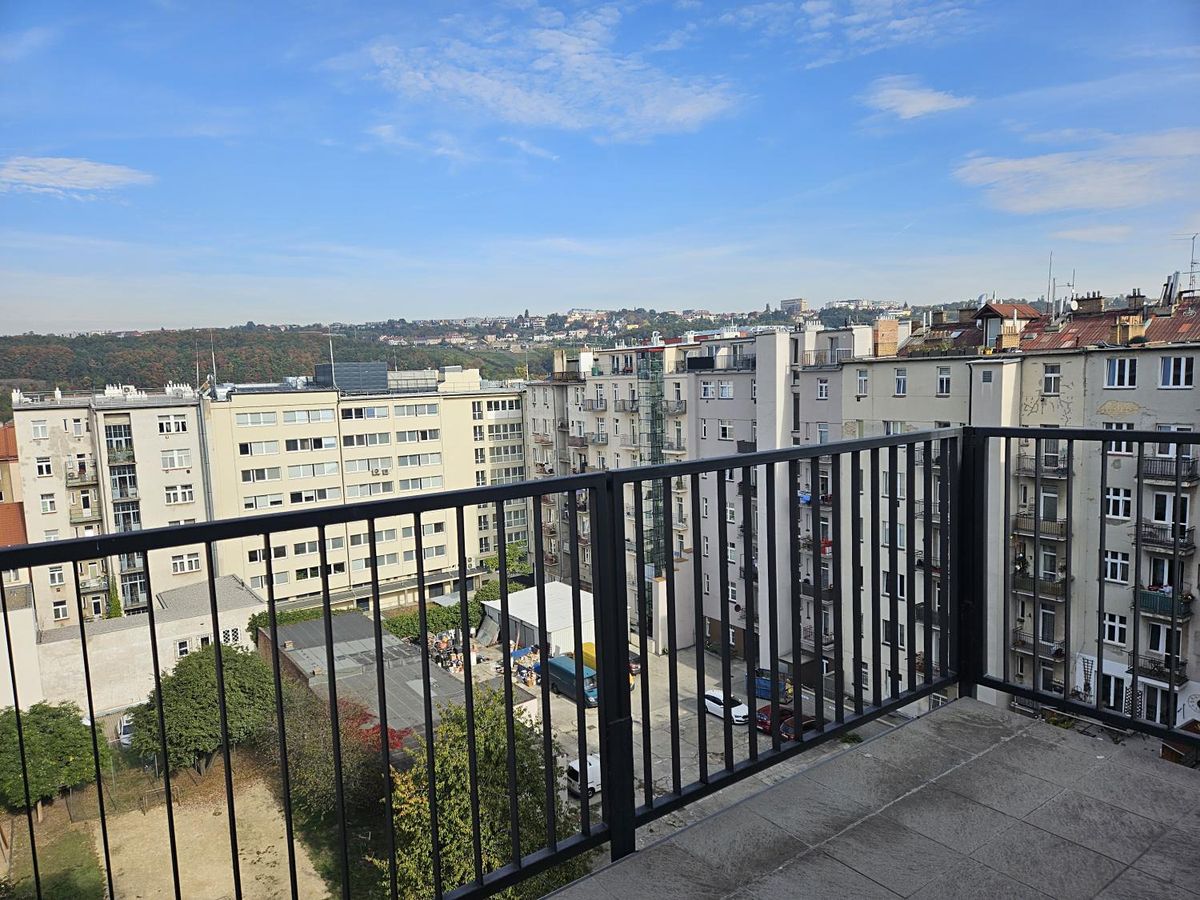 Pronájem bytu 4+kk 96 m² – fotografie 5