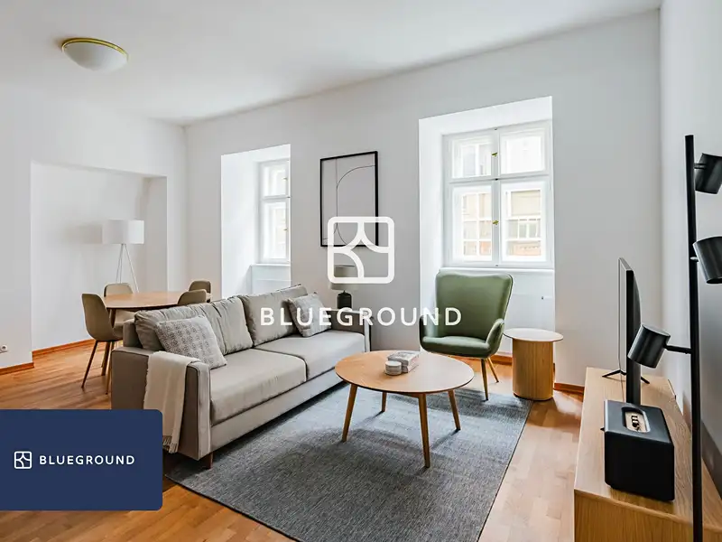 Pronájem bytu 3+kk 101 m², Praha – náhled fotky 1
