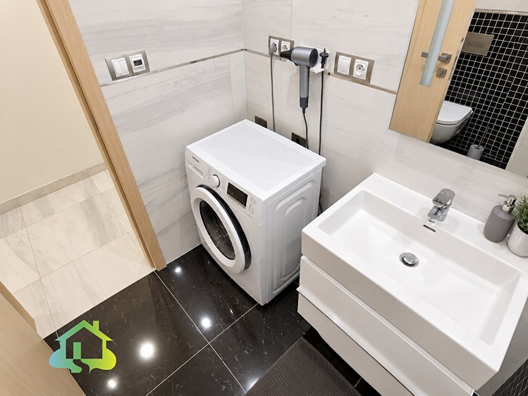 Prodej bytu 2+kk, 65 m² (10 z 17)