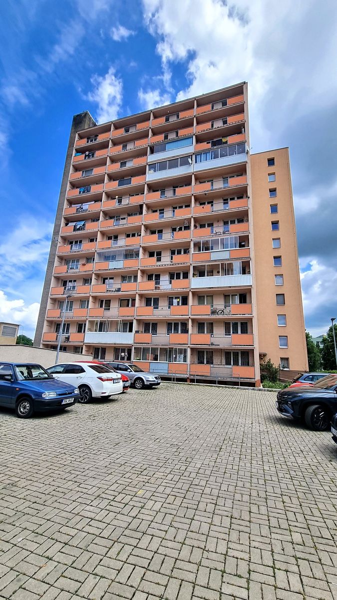 Prodej bytu 2+kk 49 m², Bílina – fotka 1 z 3