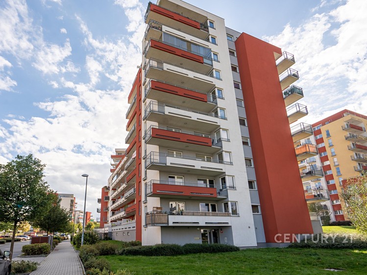 Квартира 1+kk в оренду, 40 м² (13 з 17)