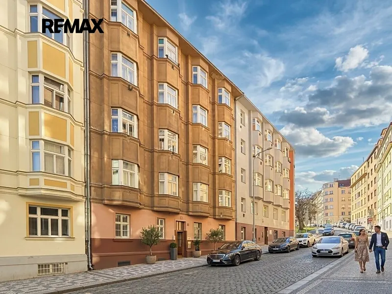 Prodej bytu 2+1 v osobním vlastnictví 72 m², Praha 4 - Michle