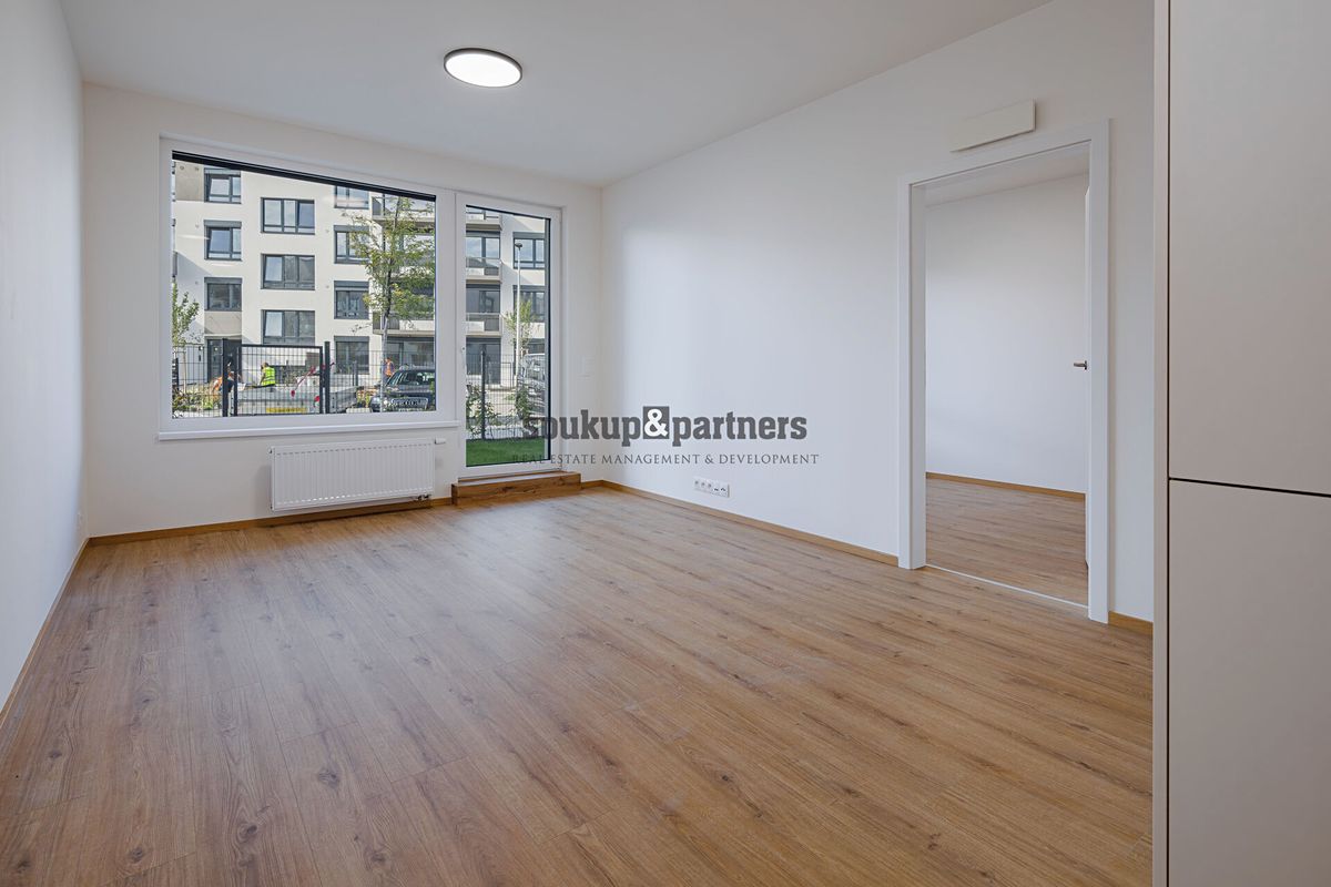 Pronájem bytu 2+kk 53 m² – fotografie 4