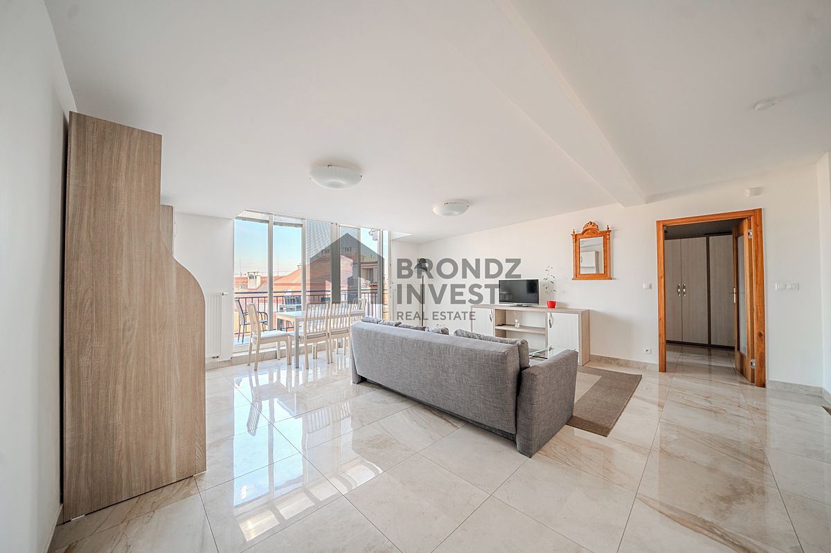 Pronájem bytu 3+kk 70 m² – fotografie 4