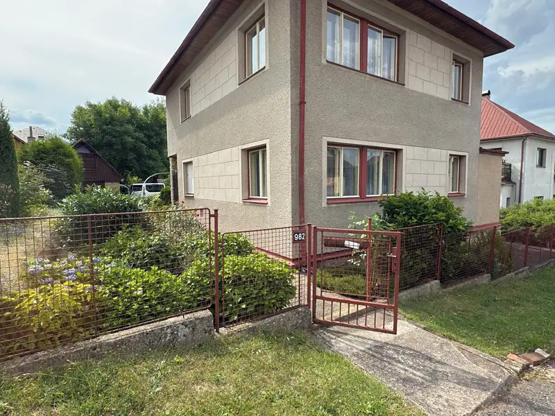 Prodej rodinného domu 170 m², pozemek 723 m², Nová Paka – náhled fotky 1